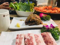 厚切猪五花-权金城(龙旗店)