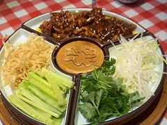 -老郑家东北春饼(龙悦居店)