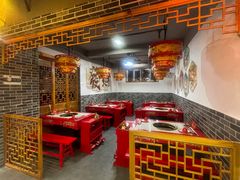 -欠火锅·水牛毛肚·团建聚餐·生日宴(何山路店)