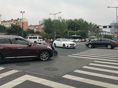 -易生活购物公园
