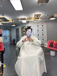 -即型男士理发工作室