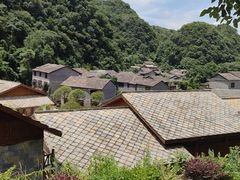 -高荡千年布依古寨旅游景区