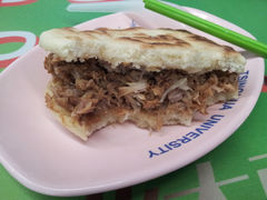 肉夹馍-清华澜园教工餐厅