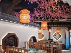 大堂-荷塘秋月·本帮江浙菜(国权路店)