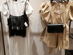 -URBAN REVIVO(西安Momopark店)