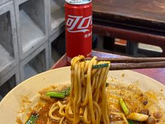 -方铲铲·成都板凳面(滨江银泰店)
