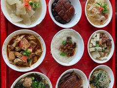 -蓝田九大碗民俗食府(蓝田店)