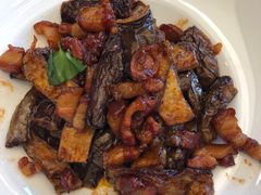 红烧肉鲍鱼烧茄子-一品名厨堂(先锋路店)