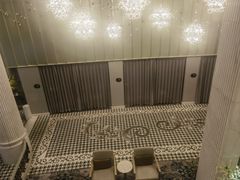 -浅深(世茂滨江精品店)