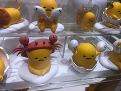 -泡泡玛特POPMART(杭州乐堤港店)