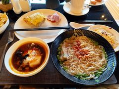 -唐拉雅秀酒店-西锦汇空中BBQ·思创餐厅