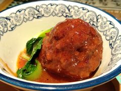 鄱阳湖狮子头-味福记·本地特色菜(八一万达广场店)