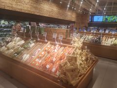 -七鲜超市(瑞虹天地太阳宫店)