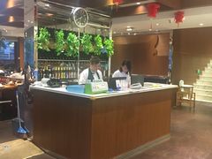 -圣河湾虾饺美食(站前店)