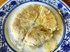 手工鲜花饼-滇越乘象云南餐厅(次渠店)