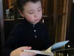 -钟书阁(松江泰晤士小镇店)