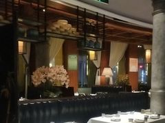 -八府香鸭·啫啫煲(华山路店)