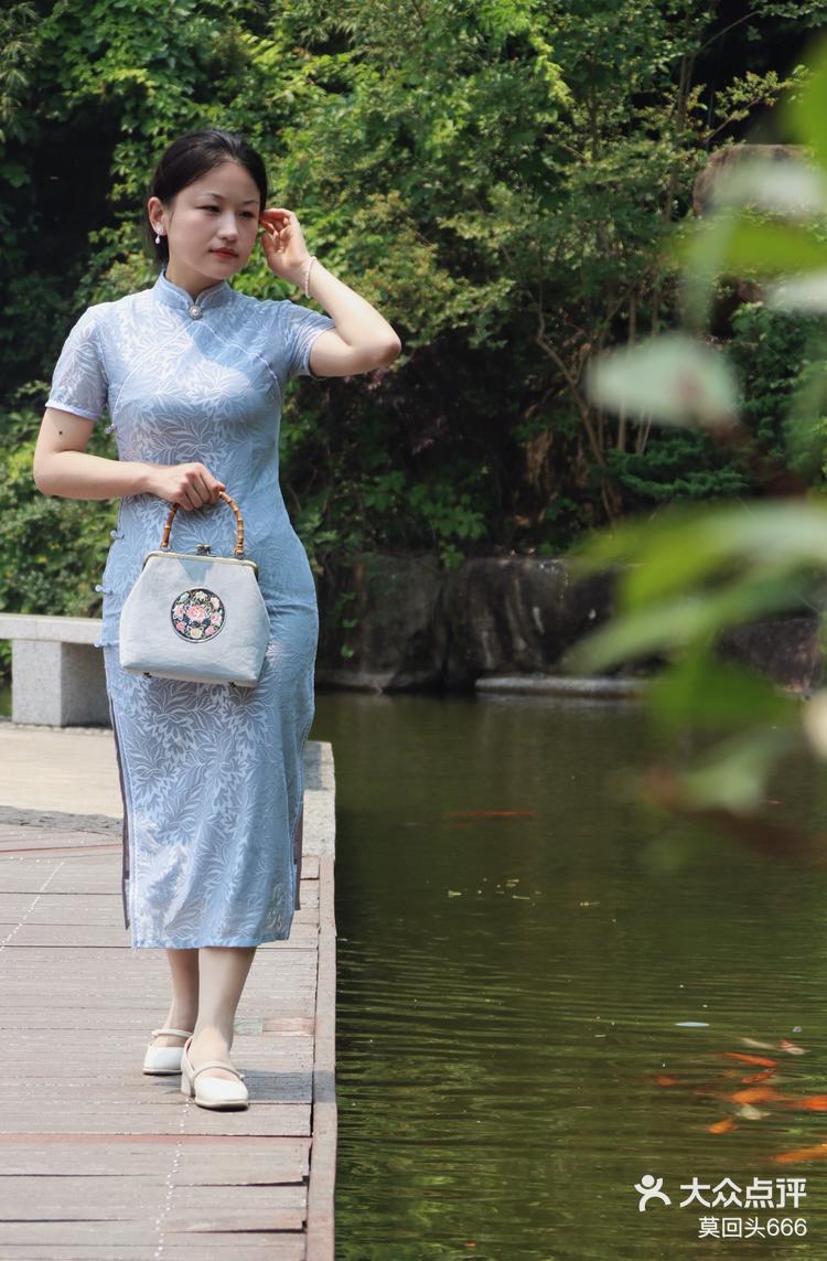 女人这一生必要穿一次旗袍