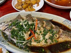 葱油鳊鱼-芦茨金富饭庄·25年老字号·专做稻草鸡