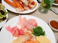 -东方红海鲜百汇(国际大厦店)