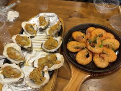 -老东镇啤酒屋海鲜加工·蒸汽海鲜·海鲜烧烤(台东店)