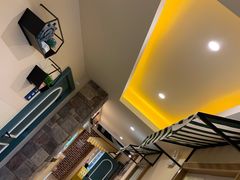-米兰西典(西坝岗路店)