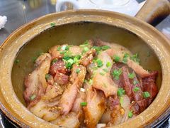 腊肠拼叉烧-红星光发煲仔饭(文海店)