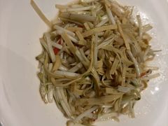 溧阳白芹-海鸿荟·沿江菜(中山北路店)