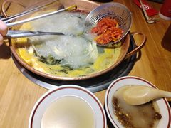 -洱火云南酸菜牛肉火锅(石景山当代商城店)