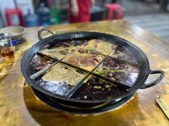-正南齊北重庆老火锅(光华村直营店)