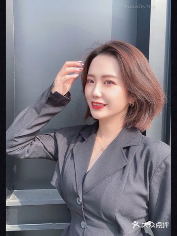 最近家人生日 在准备礼物时发现了这款项链 “母字链”