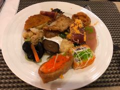 -亮马河饭店翠雅咖啡厅