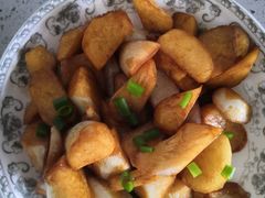 -爱的果实月嫂育婴师(世纪东方店)