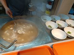 -周震馄饨(雅达阳羡溪山店)