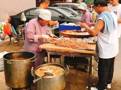 -老西关黄老太牛肉烧饼