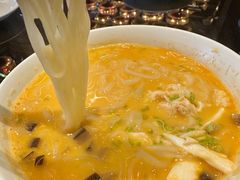 龙皇汤蟹肉稻庭面-北京四季酒店·采逸轩