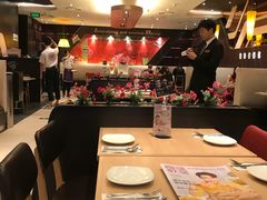 -必胜客(滨江店)