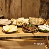 东门大桥附近的怀旧火锅店