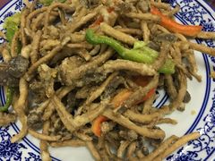 蛋黄焗茶树菇-天津外国语大学（马场道校区）食堂