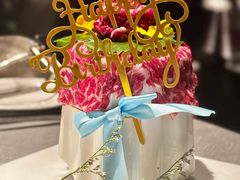 -左庭右院鲜牛肉火锅黑金店(陆家嘴中心店)
