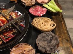 -彭三老火锅(枣子岚垭正街店)
