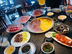 -小天鹅火锅·一线江景洪鼎旗舰店(洪崖洞店)