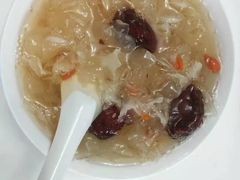 -爱的果实月嫂育婴师(世纪东方店)