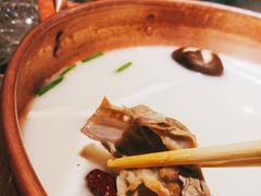 -三人行骨头王火锅(长寿店)