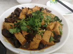 -天乐农家鱼头王(天目湖店)
