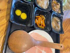 -菌海森林·非遗野生菌火锅(西山区滇池路摩根道店)
