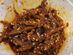 麻辣牛肉干-鑫记婆婆兔·兔头(春熙店)