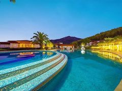 -布丁严选酒店(杭州武林西湖文化广场地铁站店)