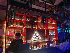 -UP嘻哈酒吧(粉巢店)