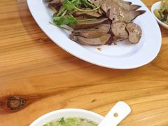 -乌文新澄海卤鹅店